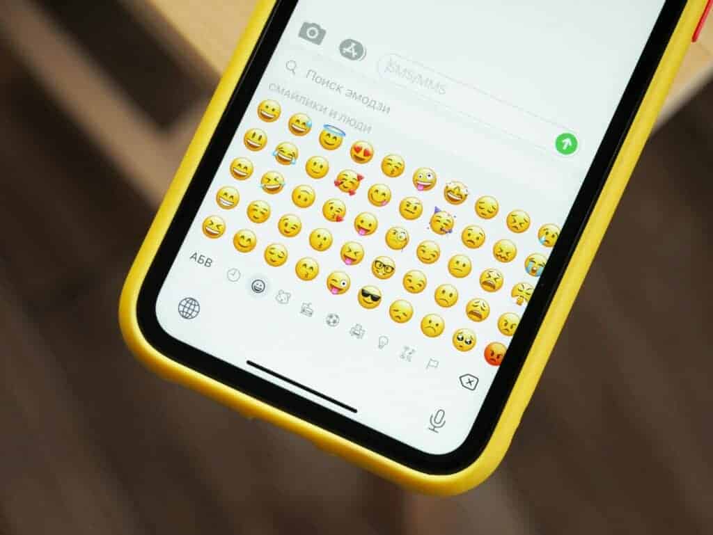 to Edit Stickers on WhatsApp [Android