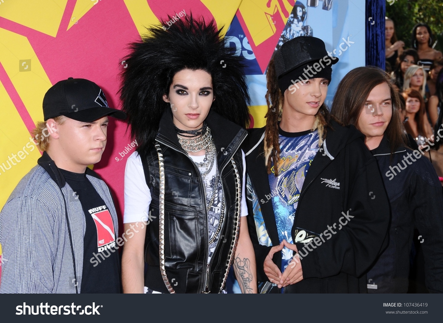 Im Not Ok: вокалист Tokio Hotel возмужал и выпустил сольный