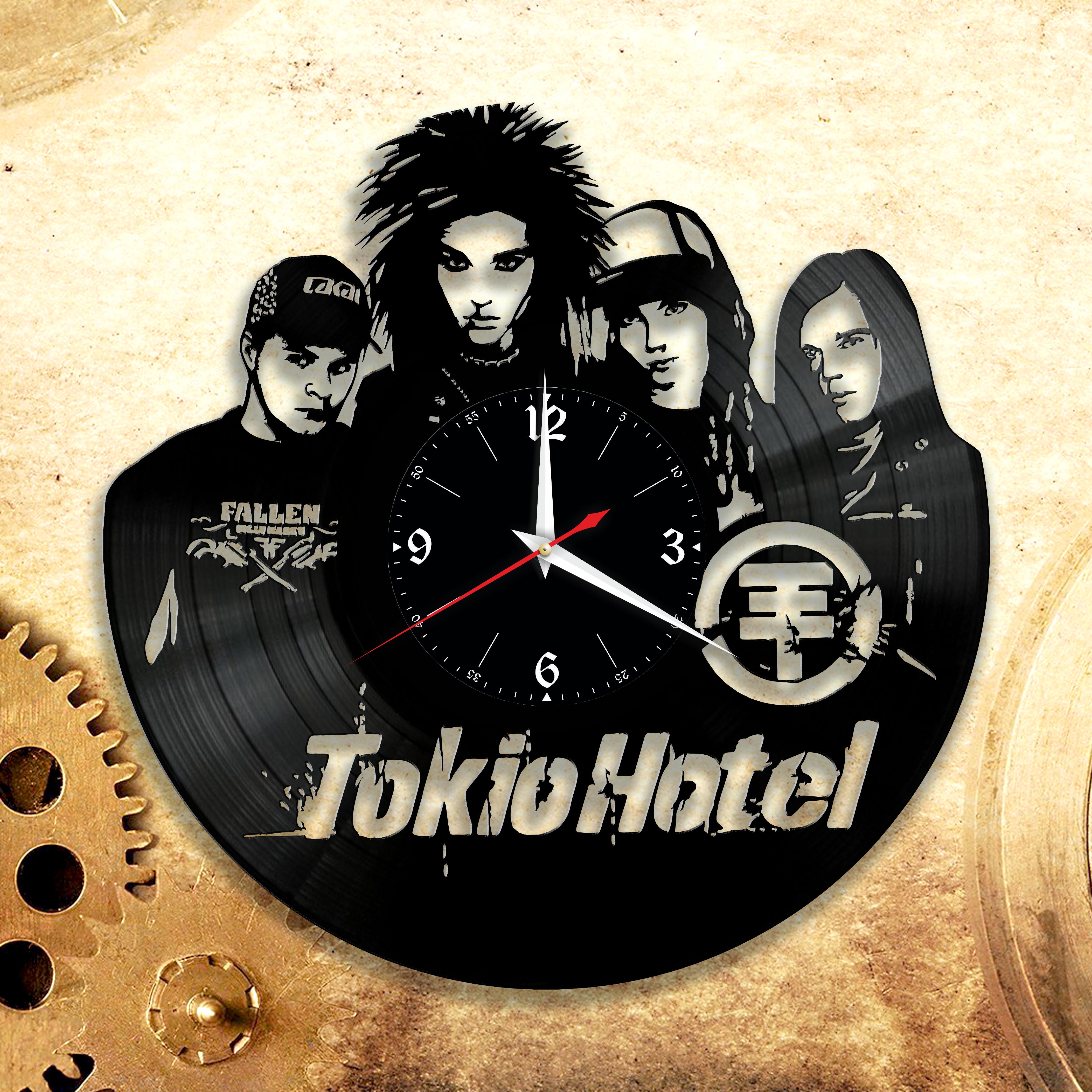 Карты дисконтные и флаеры Tokio Hotel в дар . Дарудар